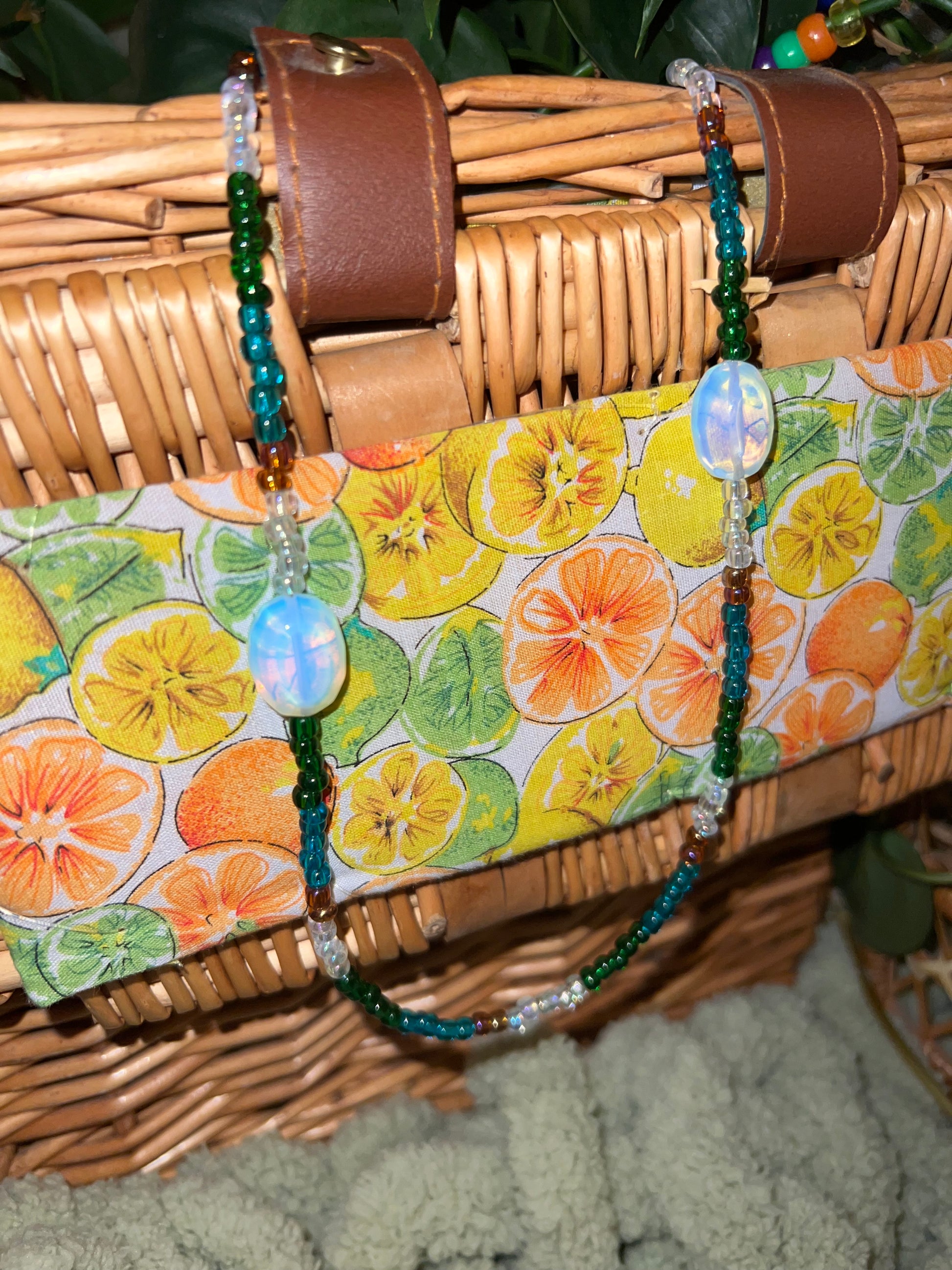 Crystal Feature Beaded Necklace